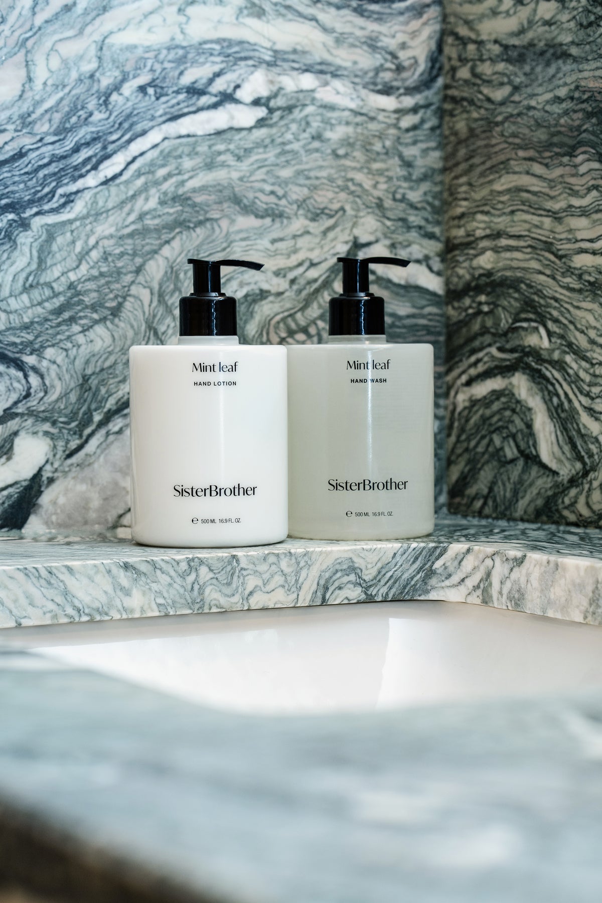 Mint leaf hand lotion