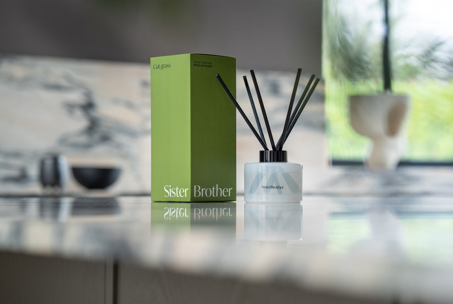 Cut grass reed diffuser