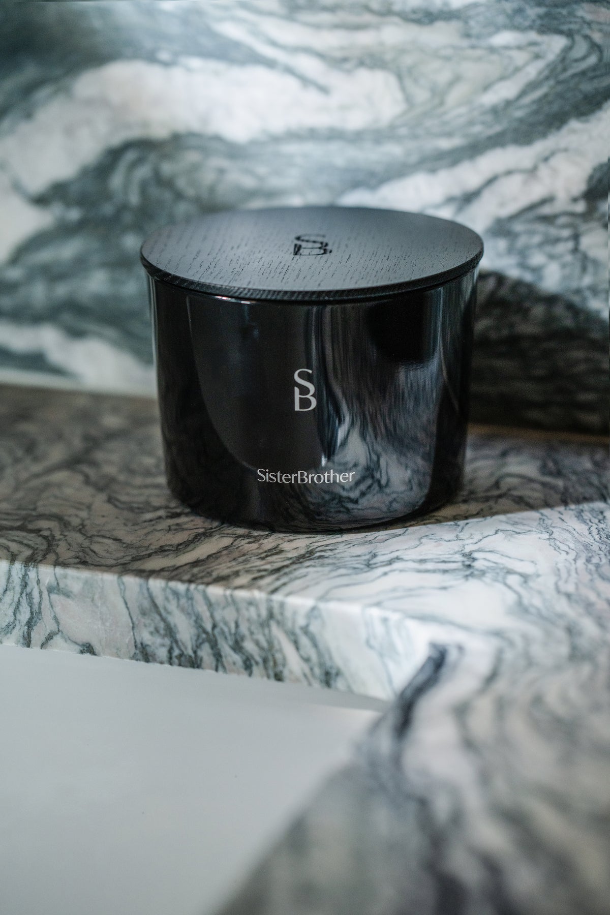 Saffron noir candle 350g
