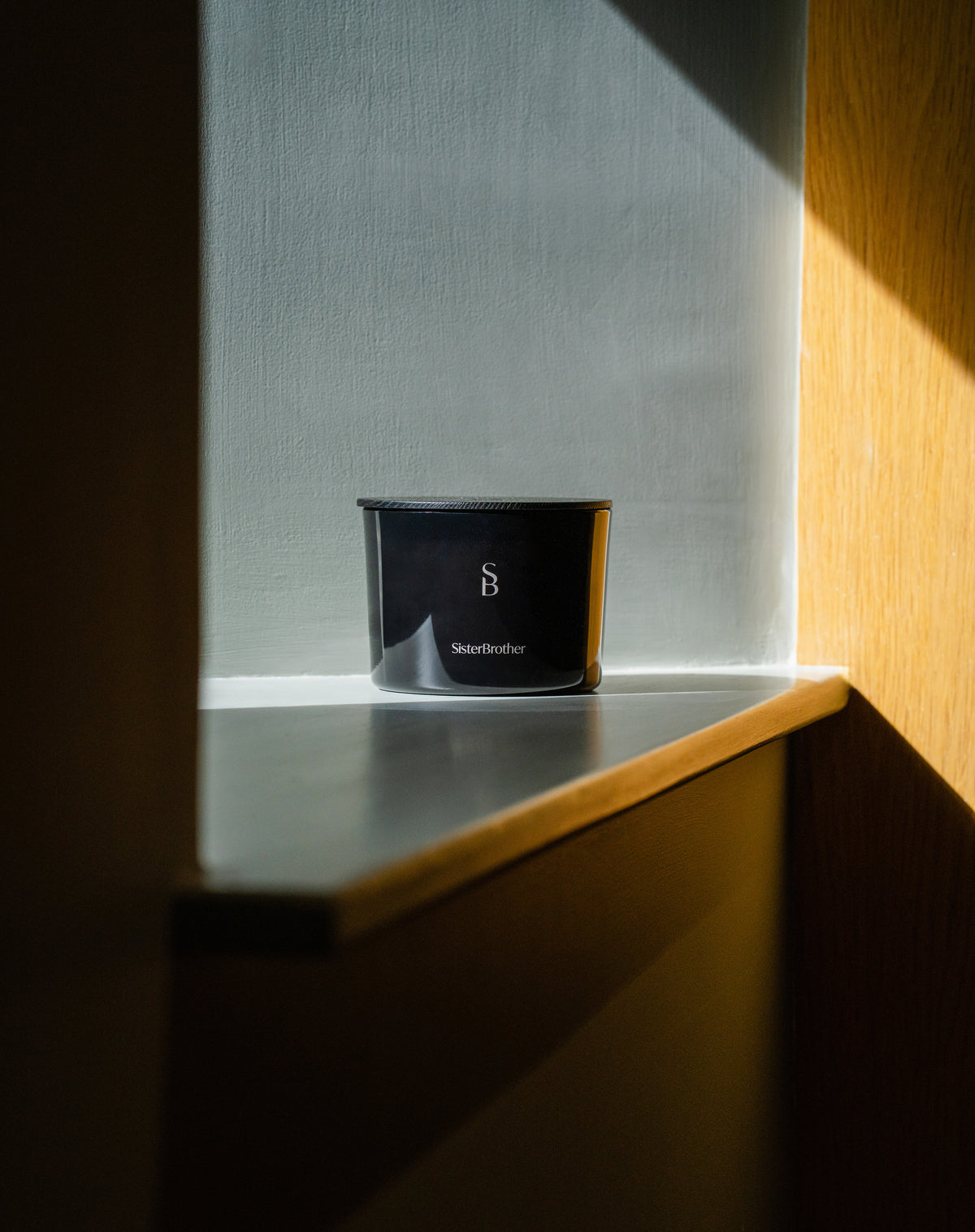 Saffron noir candle 350g