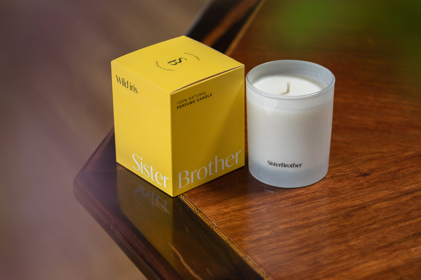 Wild iris perfume candle